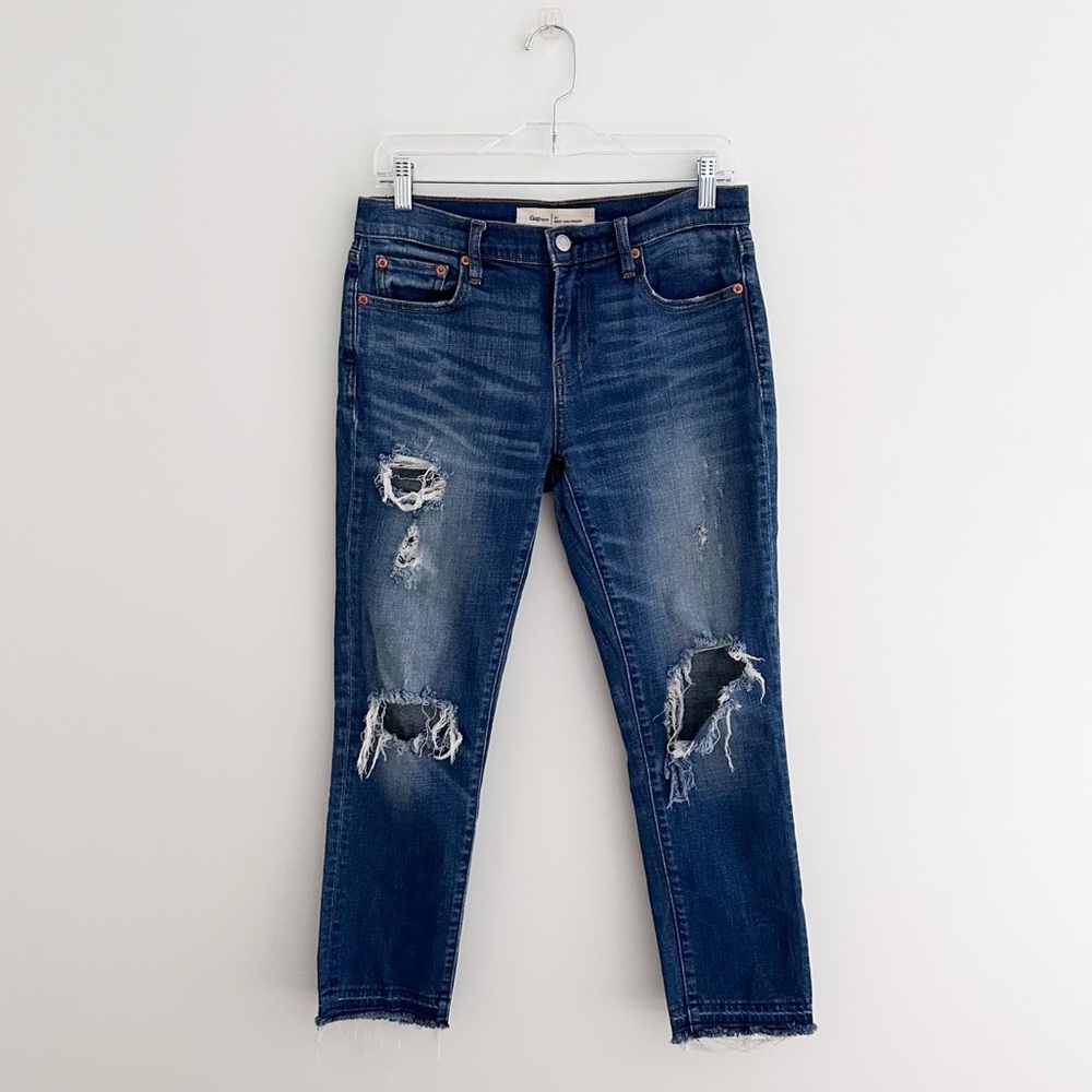 Gap 1969 Best Girlfriend Distressed Jeans With Released Hem Vintage Wash Size 27 - Picture 2 of 7